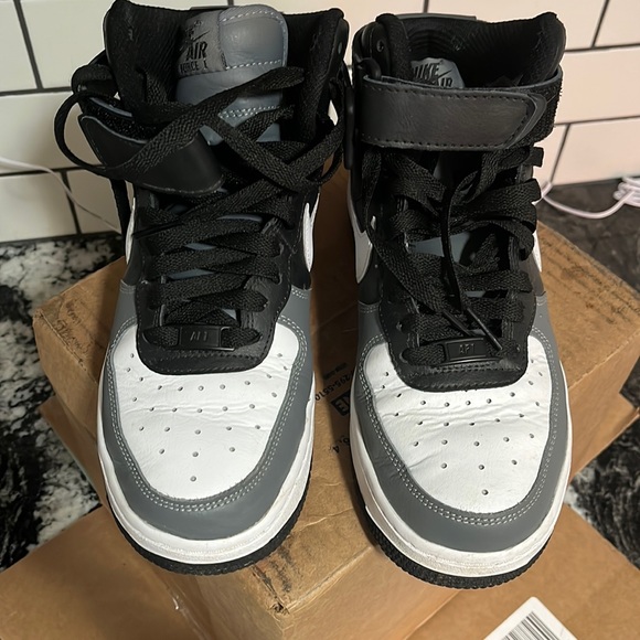 Nike Air high top - Picture 1 of 6
